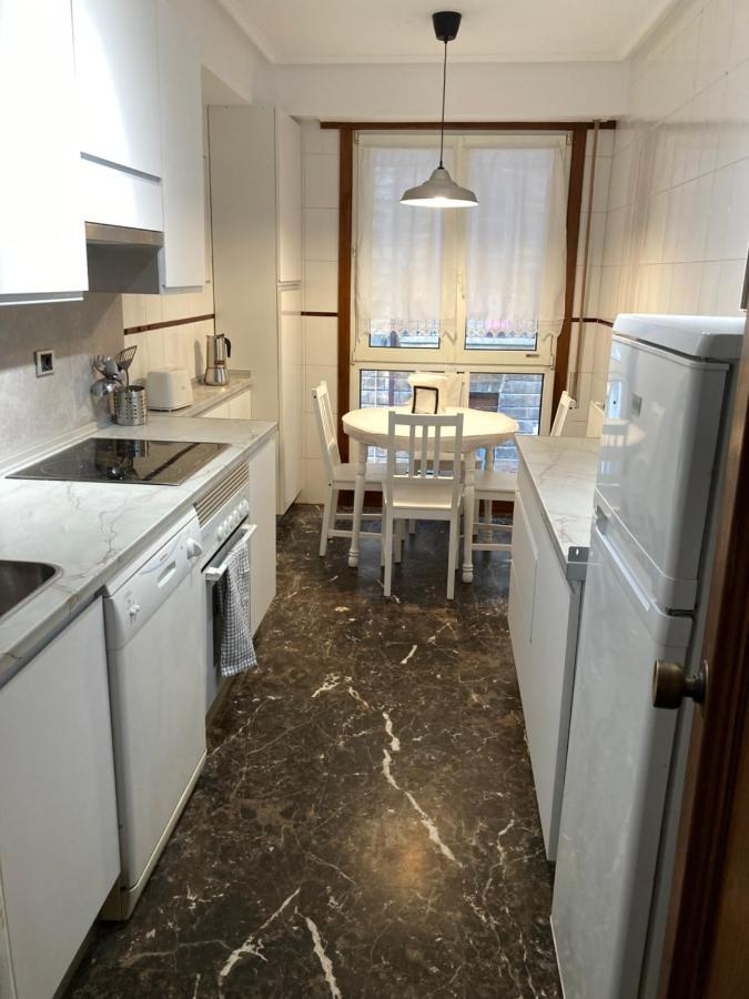 Angeles Sorazu - Ongi Etorri Apartamento Zumaia Exterior foto